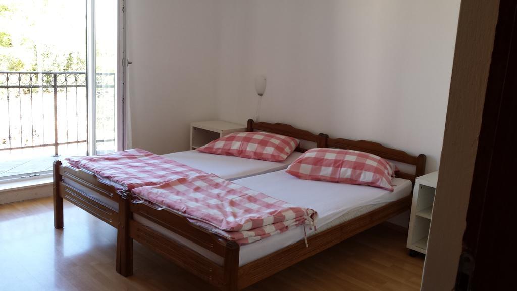 Apartments Dupin Primosten Bilik gambar